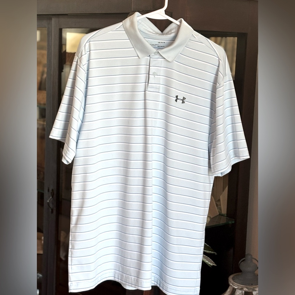 Under Armor Striped Polo Shirt Men’s Sz-M Gray White Striped. Lightweight. EUC